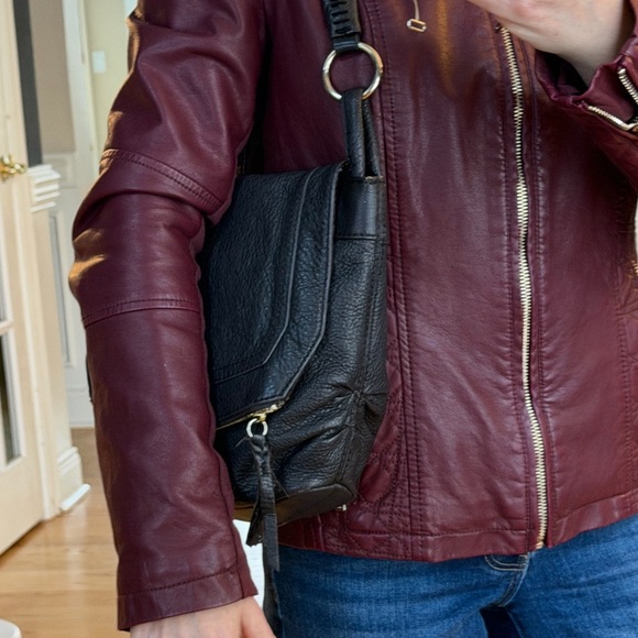 The Sak 2010’s “Deena Flap” Shoulder bag in chocolate brown - Picture 14 of 14